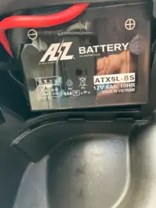 AXISZ バッテリー交換　自力で完璧にやってみた